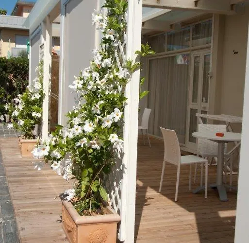 Il Marlo & Breakfast Πανσιόν Marina Di Carrara